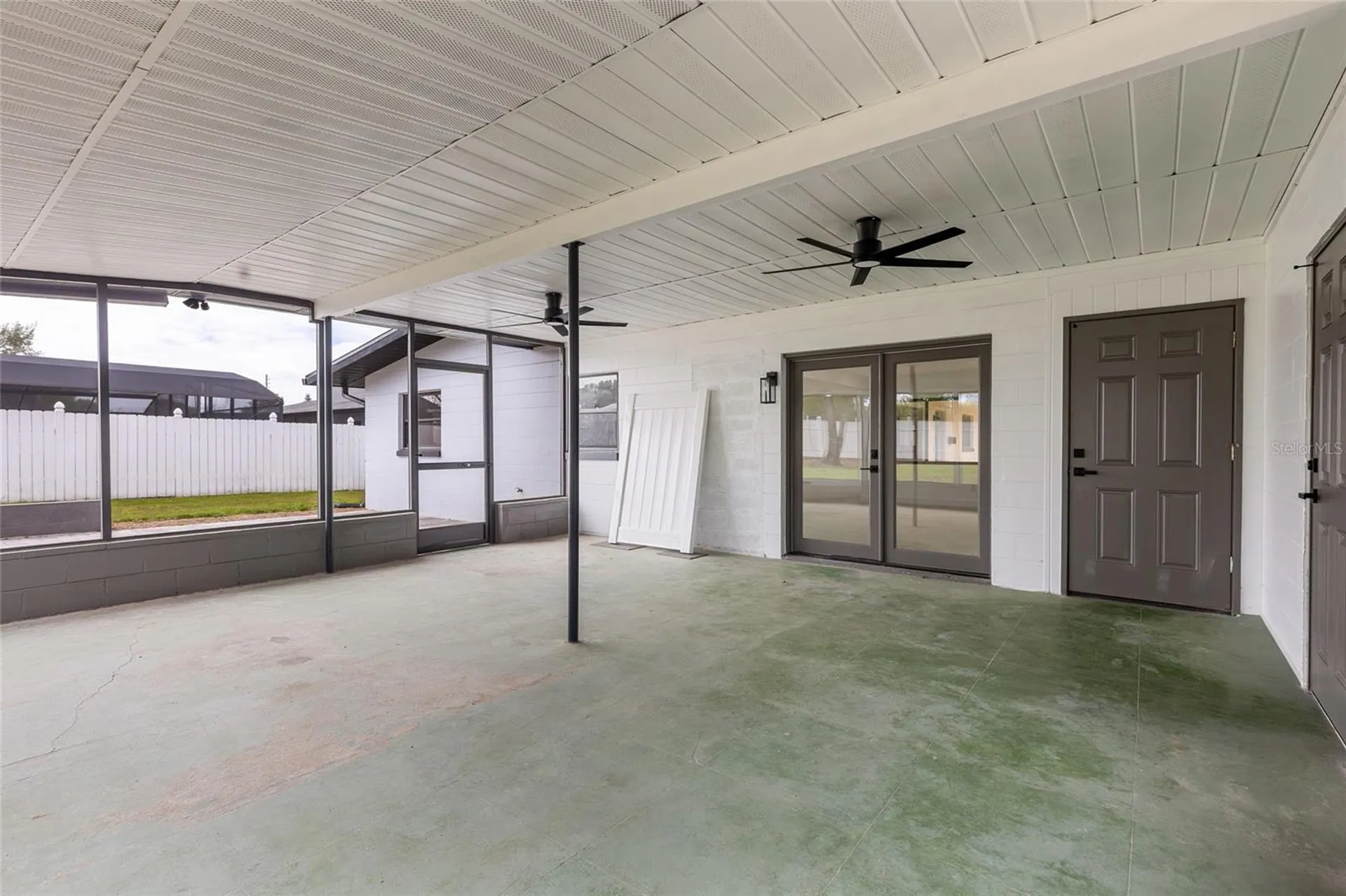 909 Marabon Avenue Orlando FL 32806