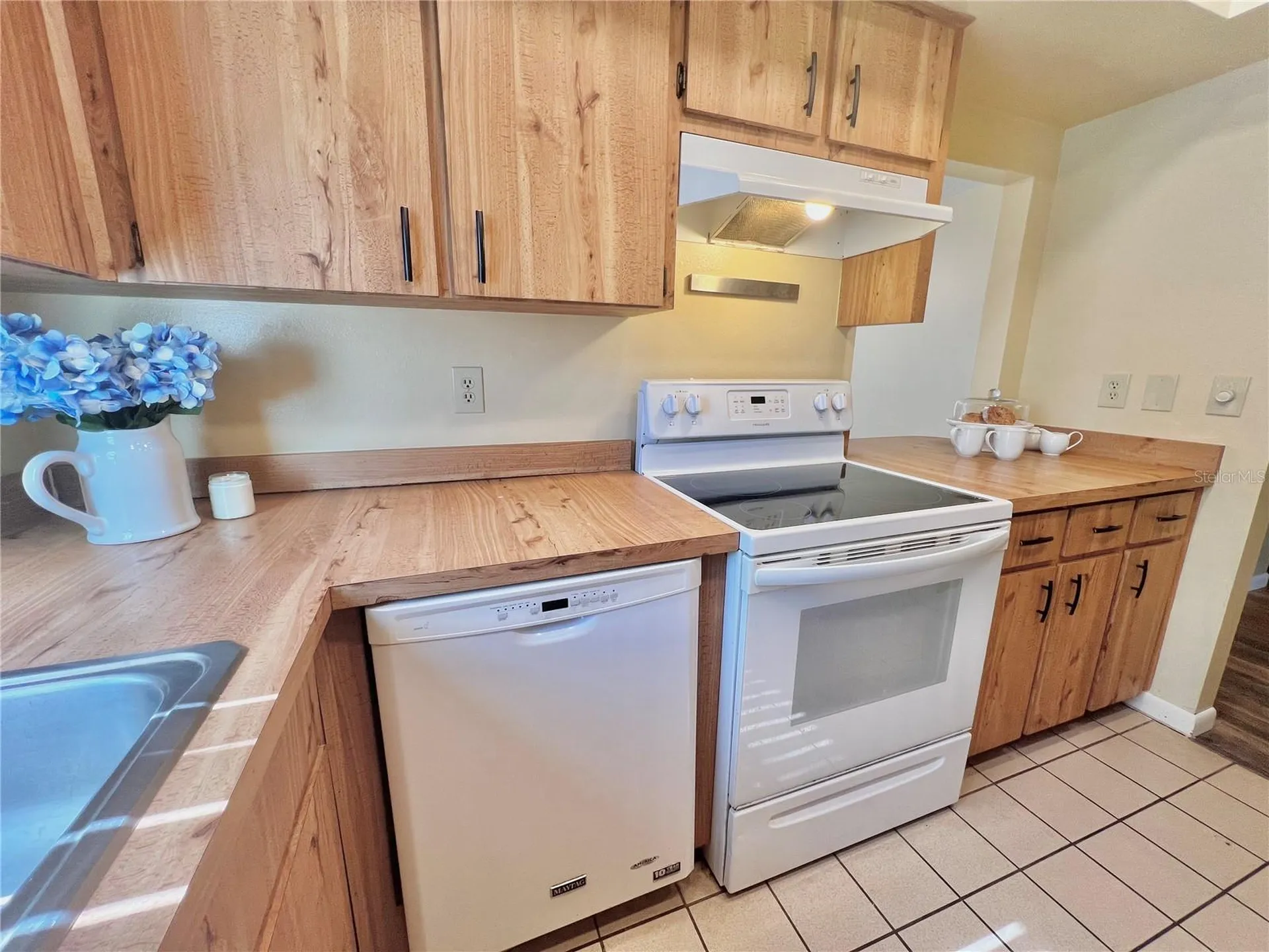 5 Jamaica Street Homosassa FL 34446