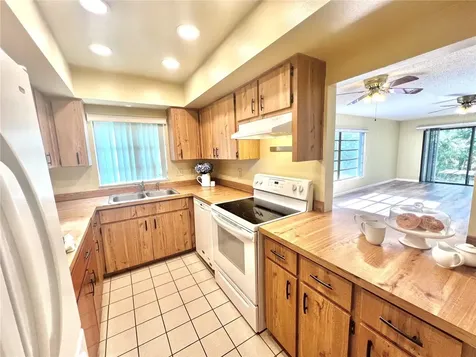 5 Jamaica Street Homosassa FL 34446