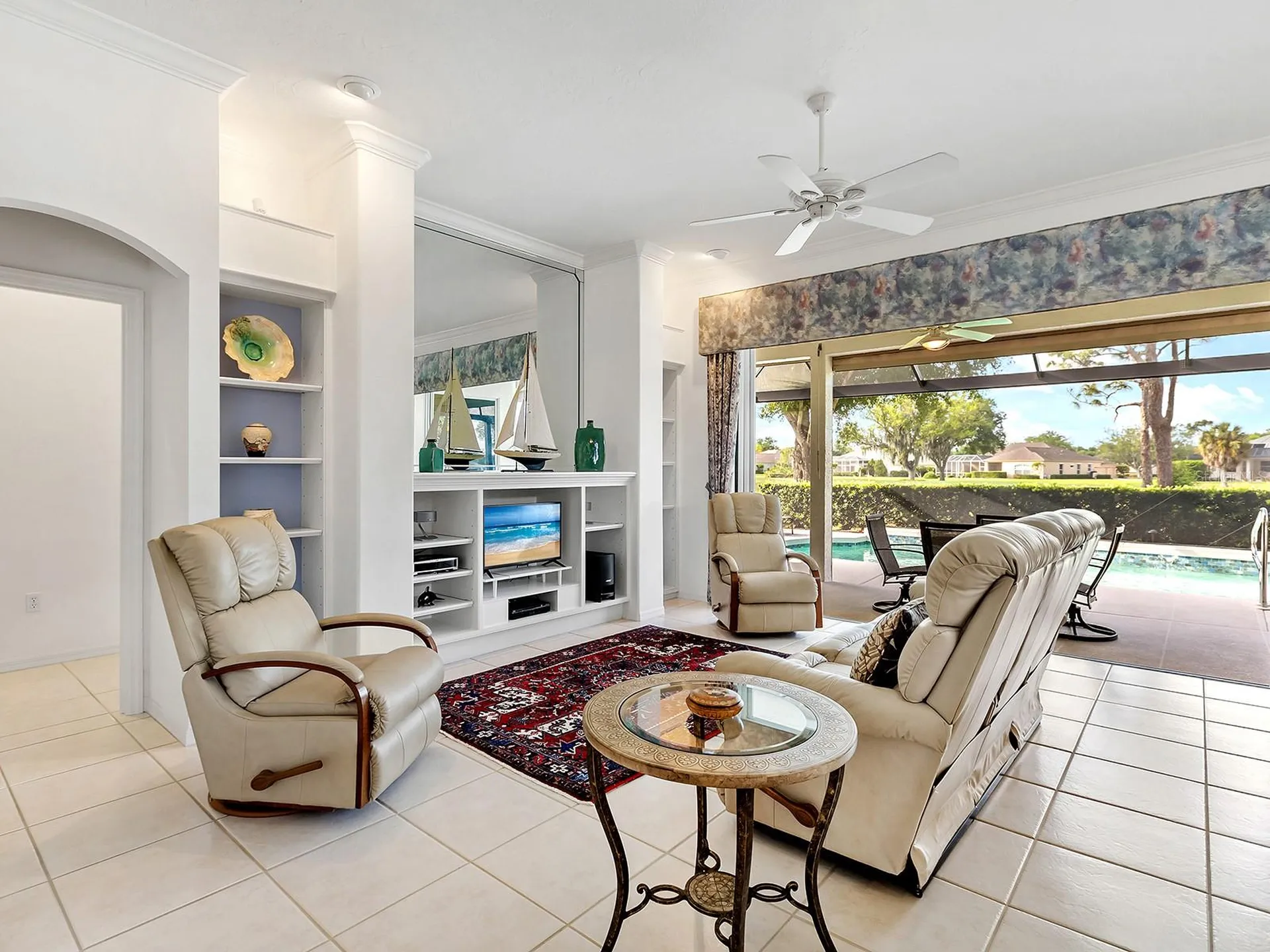 10106 Glenmore Avenue Bradenton FL 34202