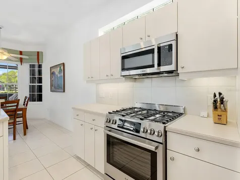 10106 Glenmore Avenue Bradenton FL 34202