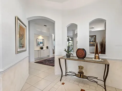 10106 Glenmore Avenue Bradenton FL 34202