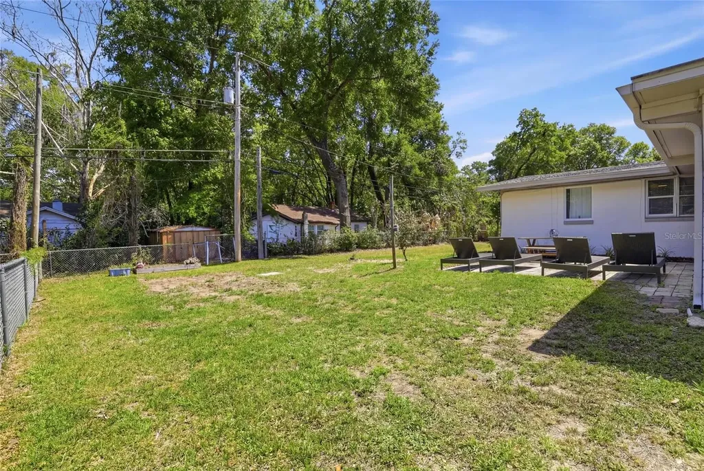 831 NW 20th Terrace Gainesville FL 32603