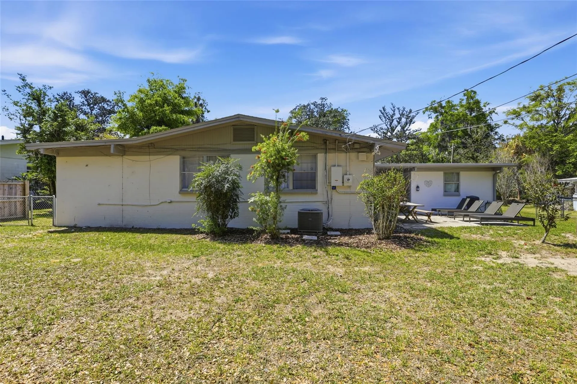 831 NW 20th Terrace Gainesville FL 32603