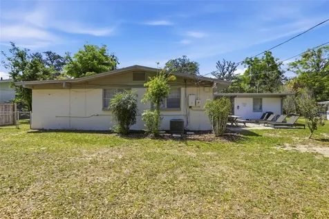 831 NW 20th Terrace Gainesville FL 32603