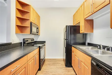 145 N Pearl Lake Causeway Altamonte Springs FL 32714