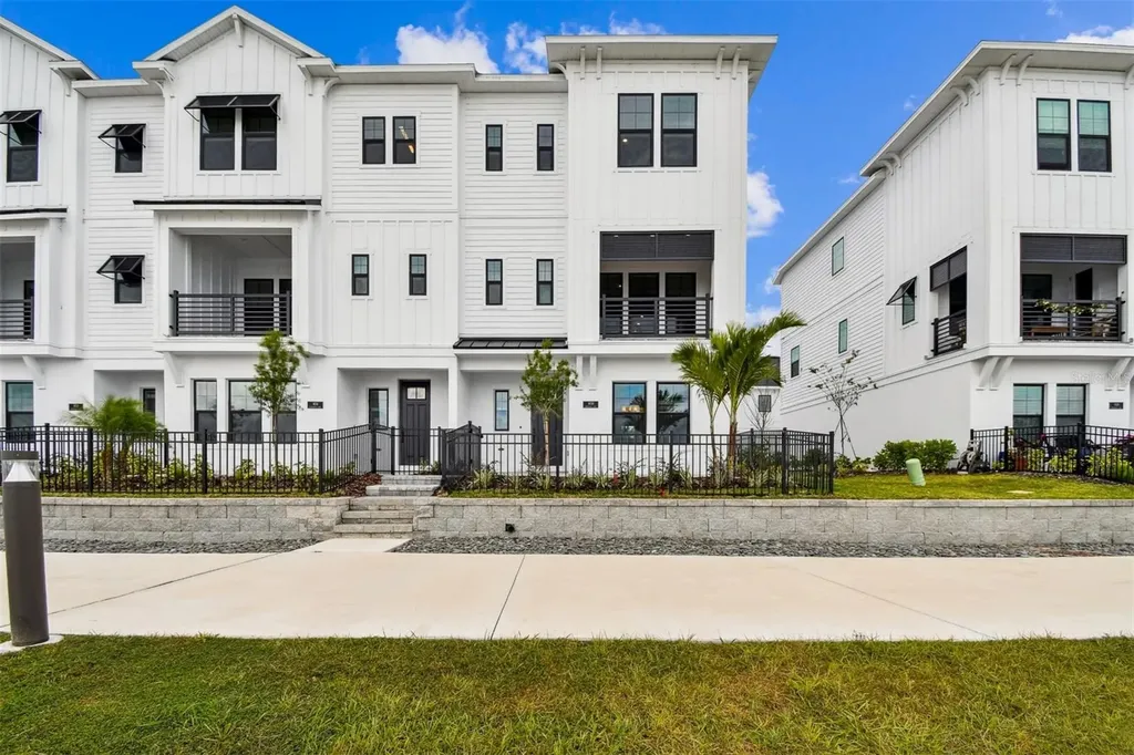 1630 Springwell Lane Sarasota FL 34240
