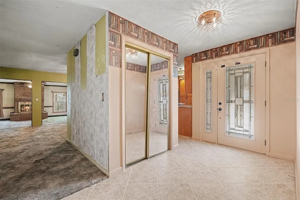 2835 Bellwood Drive Brandon FL 33511