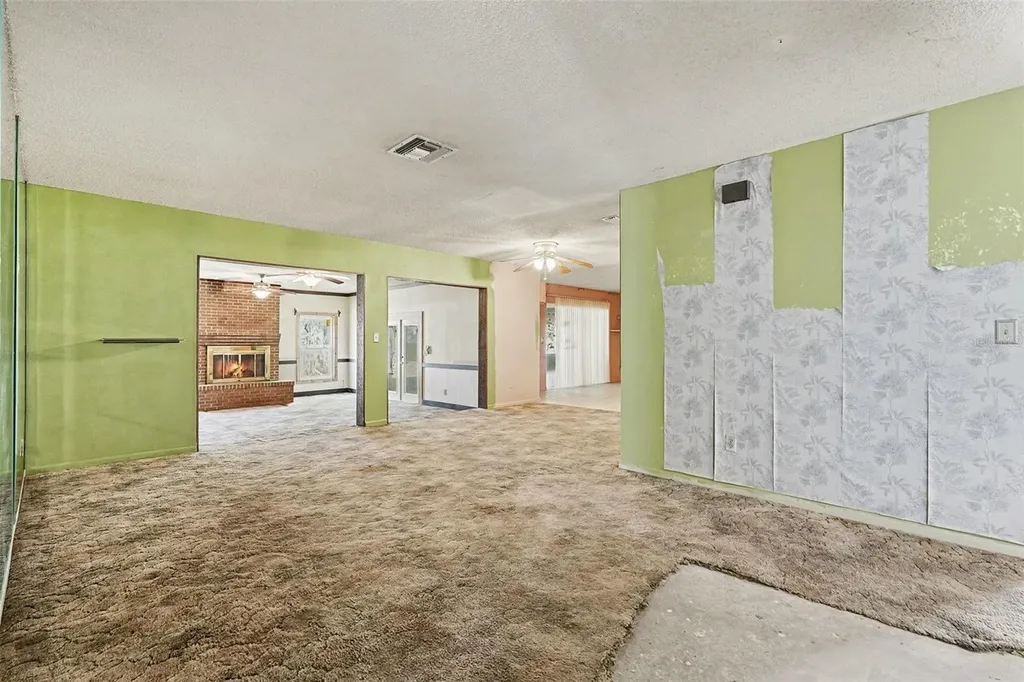 2835 Bellwood Drive Brandon FL 33511