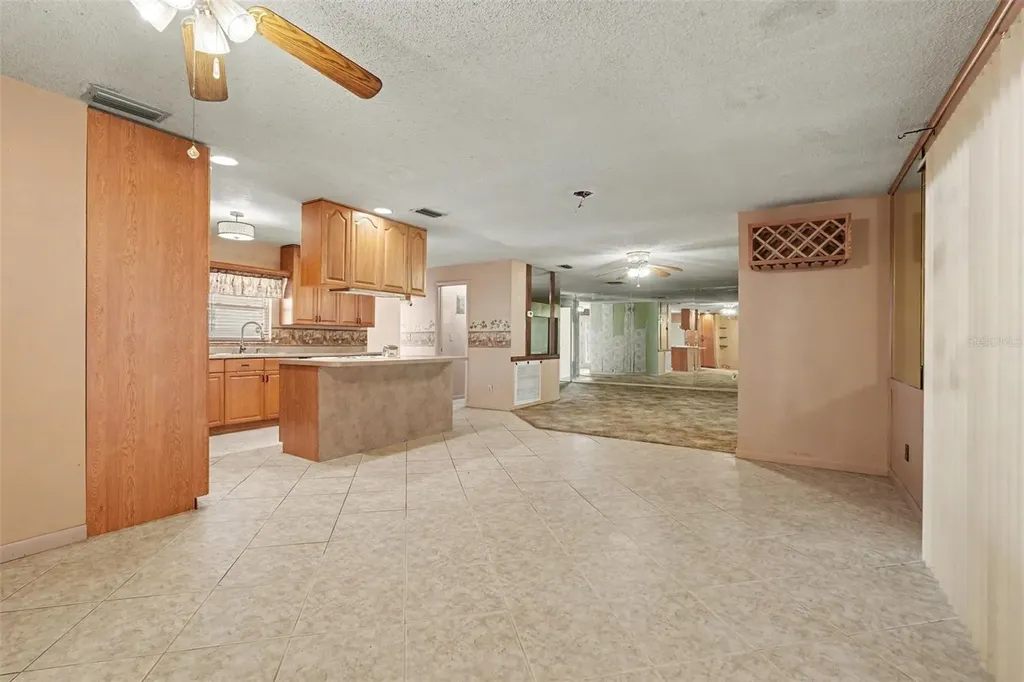 2835 Bellwood Drive Brandon FL 33511