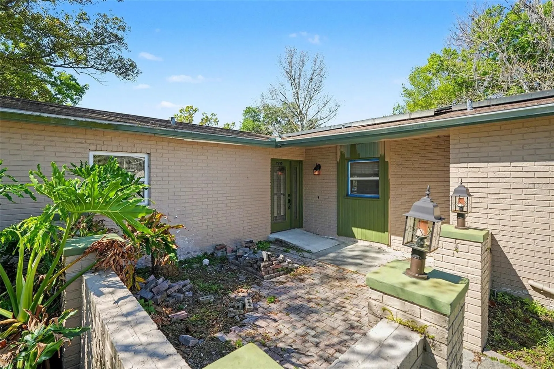 2835 Bellwood Drive Brandon FL 33511