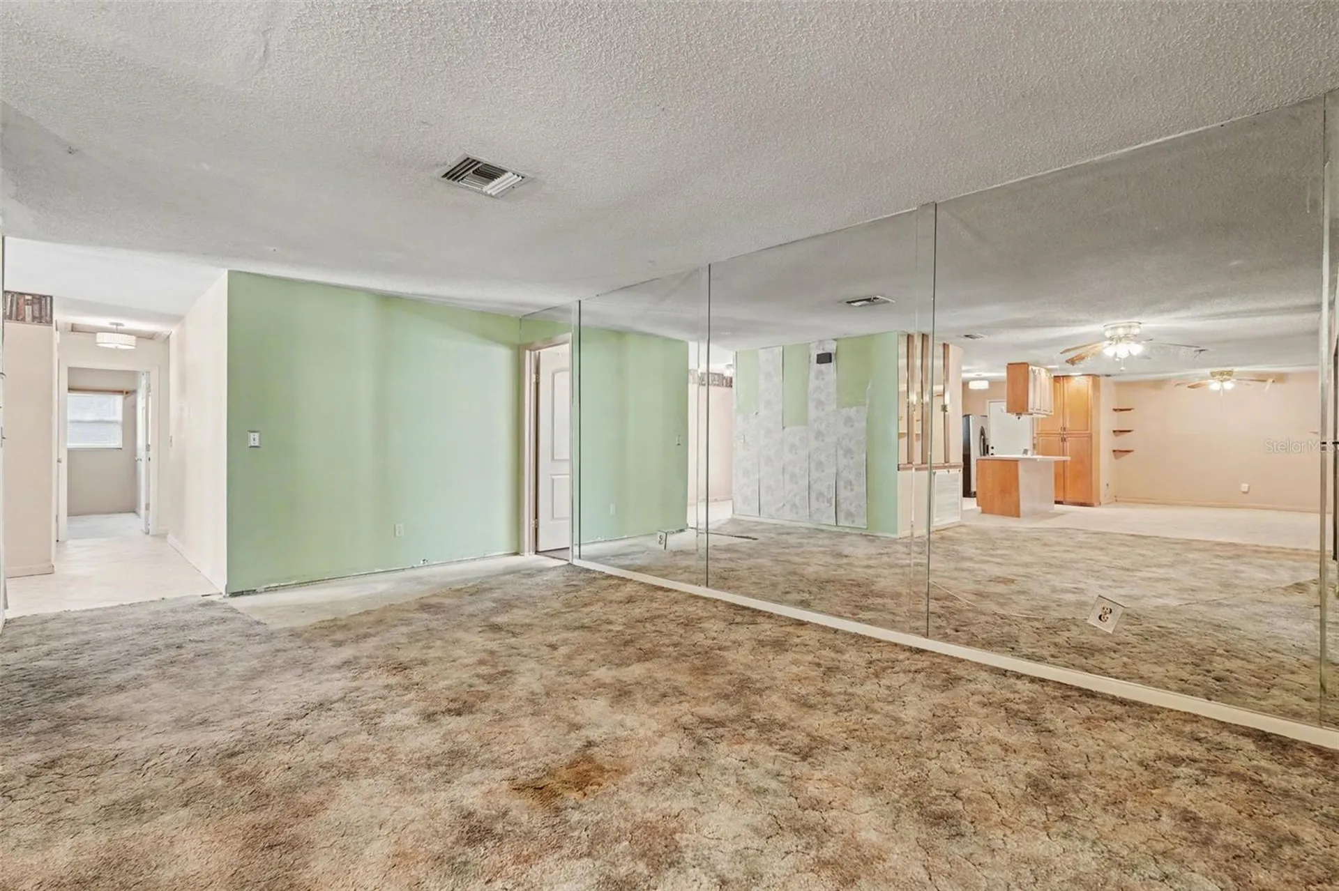 2835 Bellwood Drive Brandon FL 33511