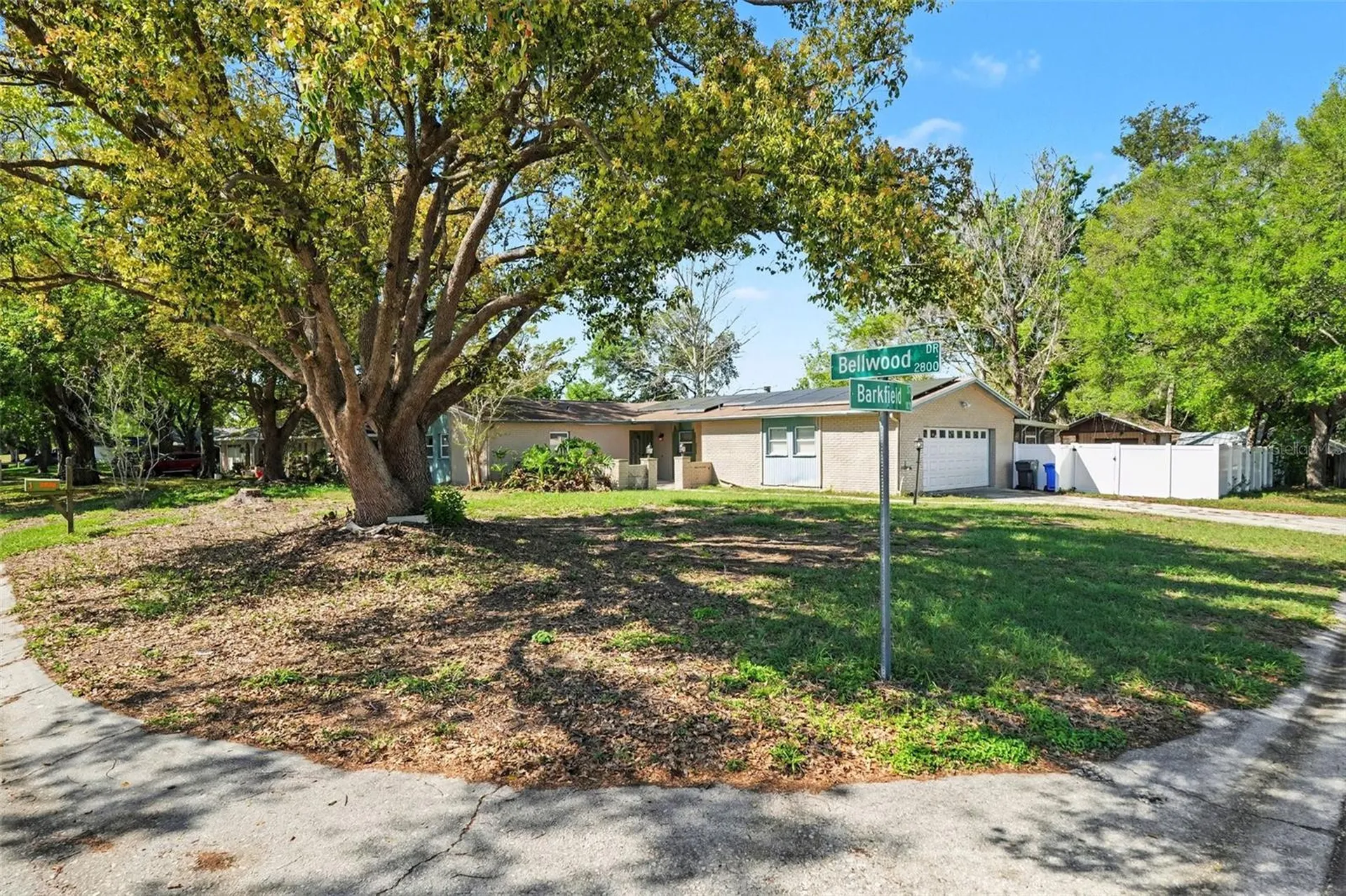 2835 Bellwood Drive Brandon FL 33511
