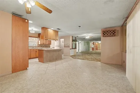2835 Bellwood Drive Brandon FL 33511