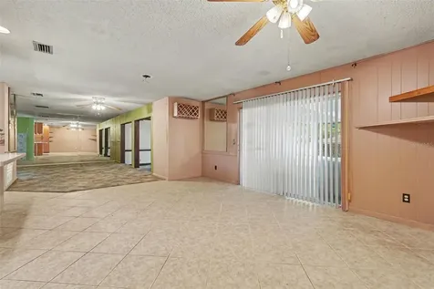 2835 Bellwood Drive Brandon FL 33511