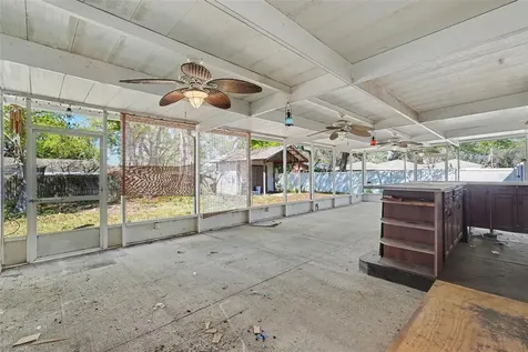 2835 Bellwood Drive Brandon FL 33511