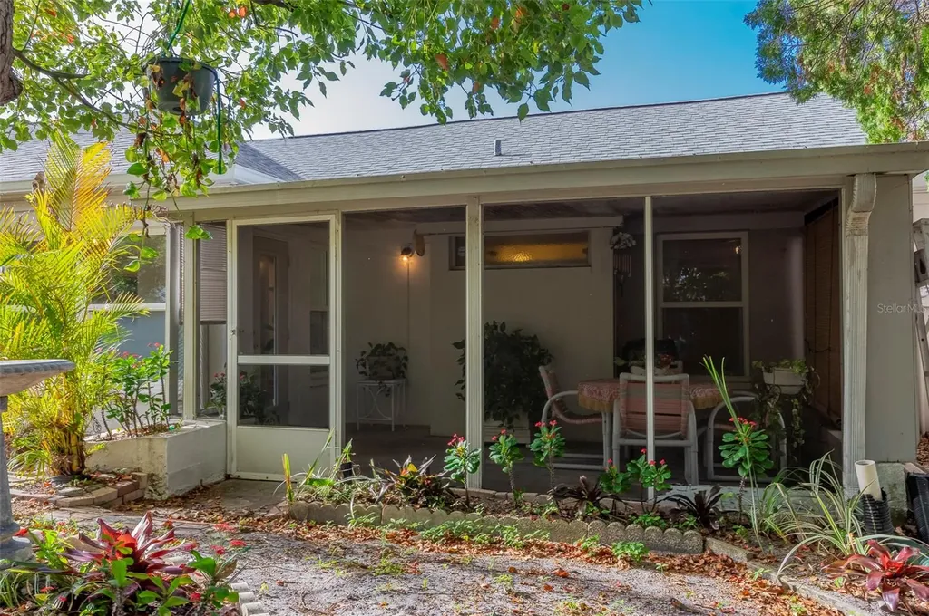 8303 Annwood Road Seminole FL 33777