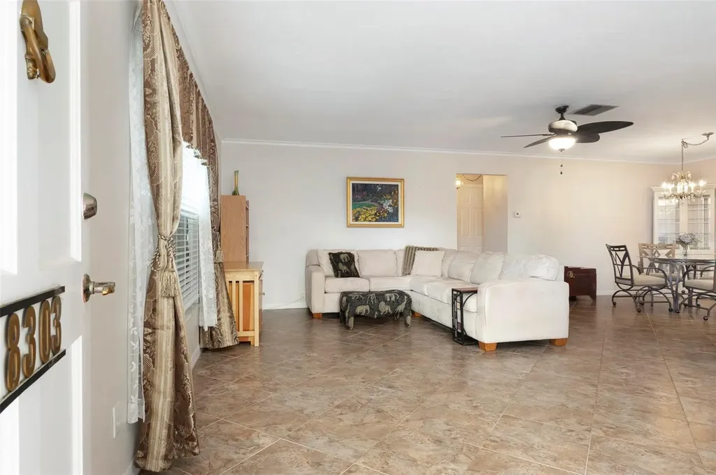 8303 Annwood Road Seminole FL 33777