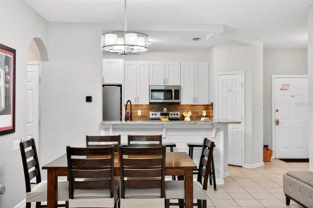 2774 Almaton Loop Kissimmee FL 34747