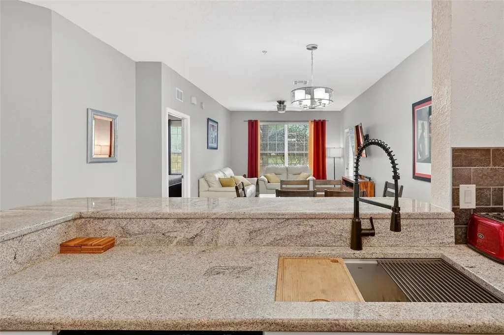 2774 Almaton Loop Kissimmee FL 34747