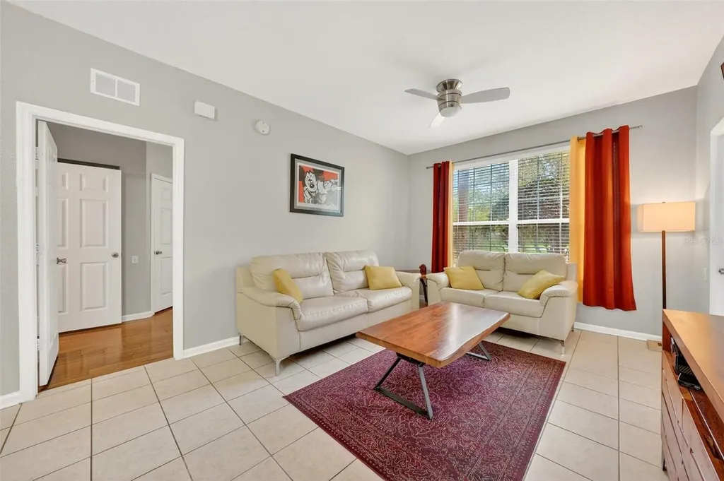 2774 Almaton Loop Kissimmee FL 34747