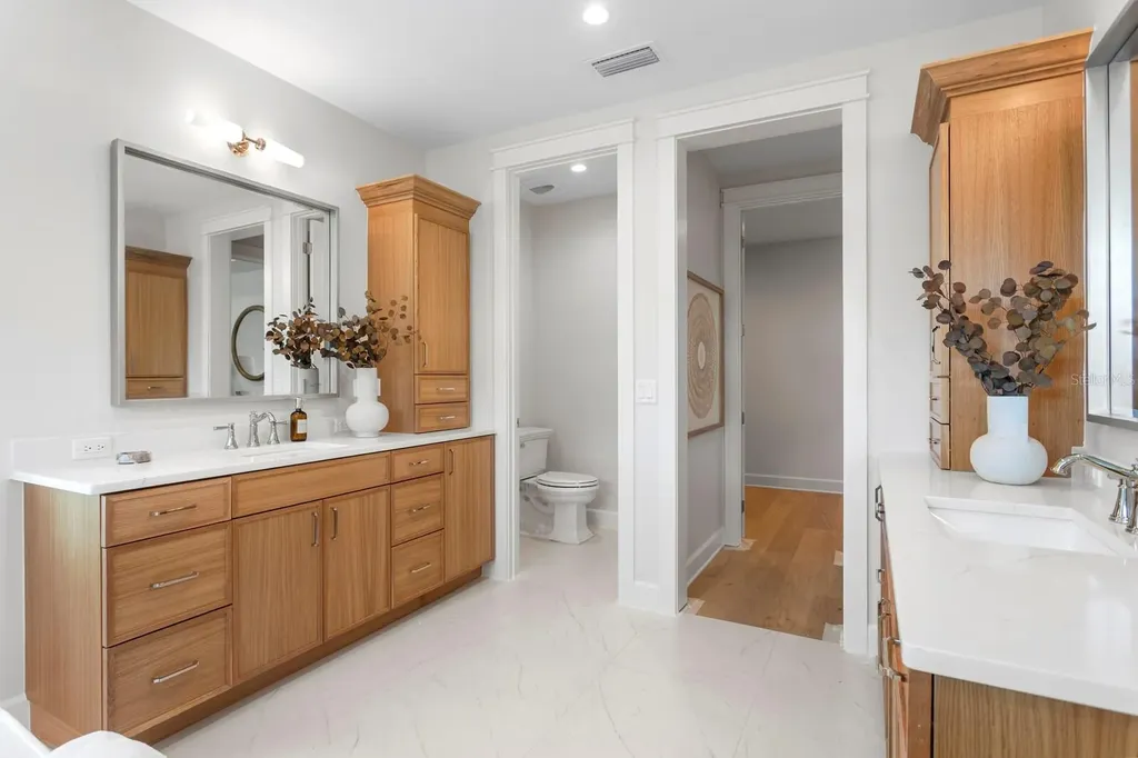 2312 S Occident Street Tampa FL 33629