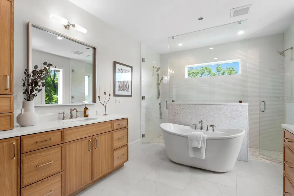 2312 S Occident Street Tampa FL 33629