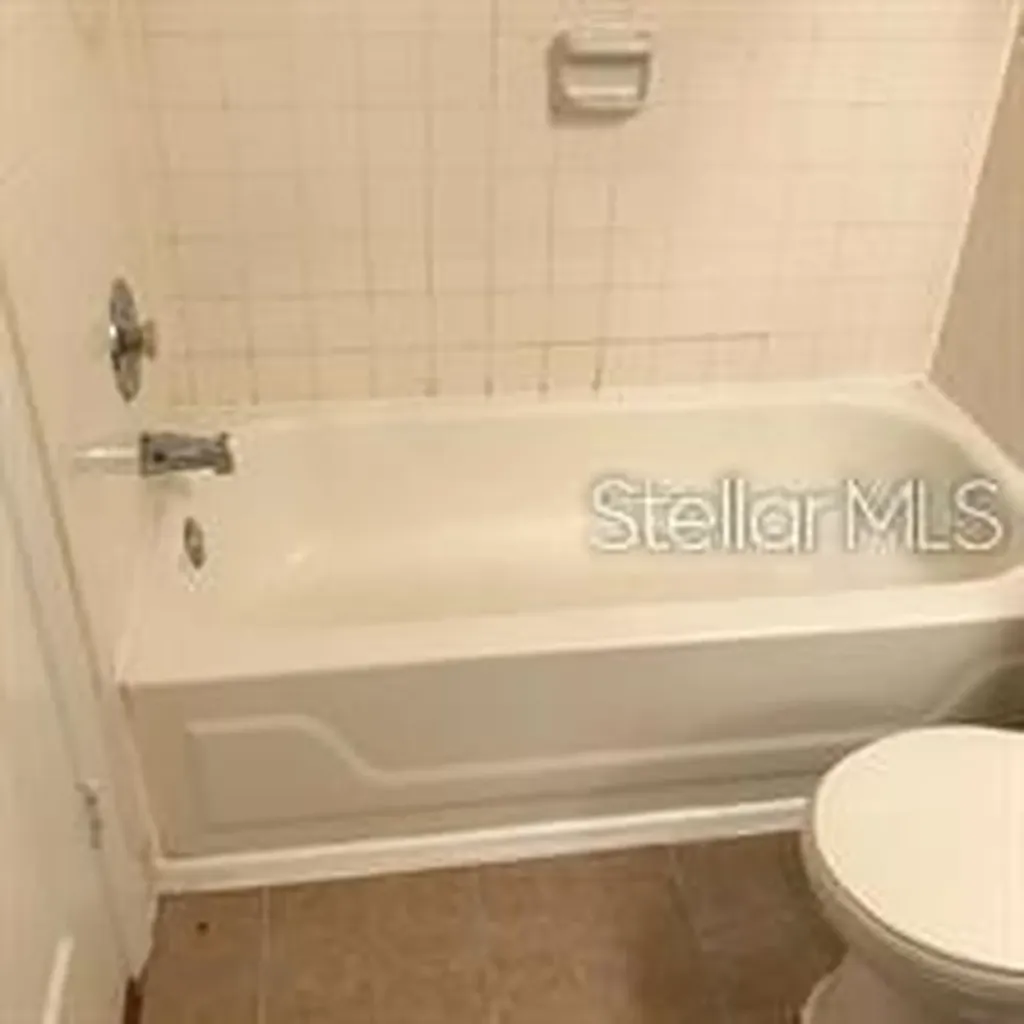 365 Forestway Circle Altamonte Springs FL 32701