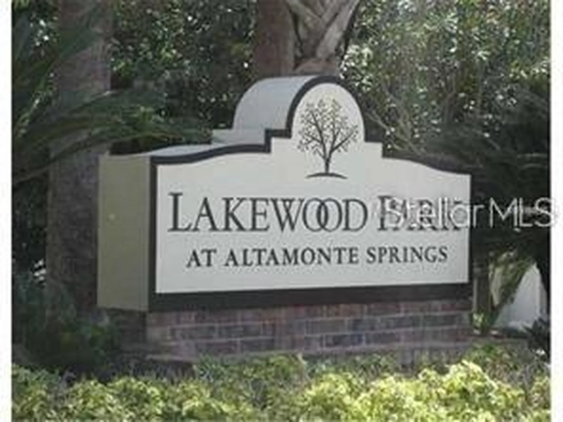 365 Forestway Circle Altamonte Springs FL 32701