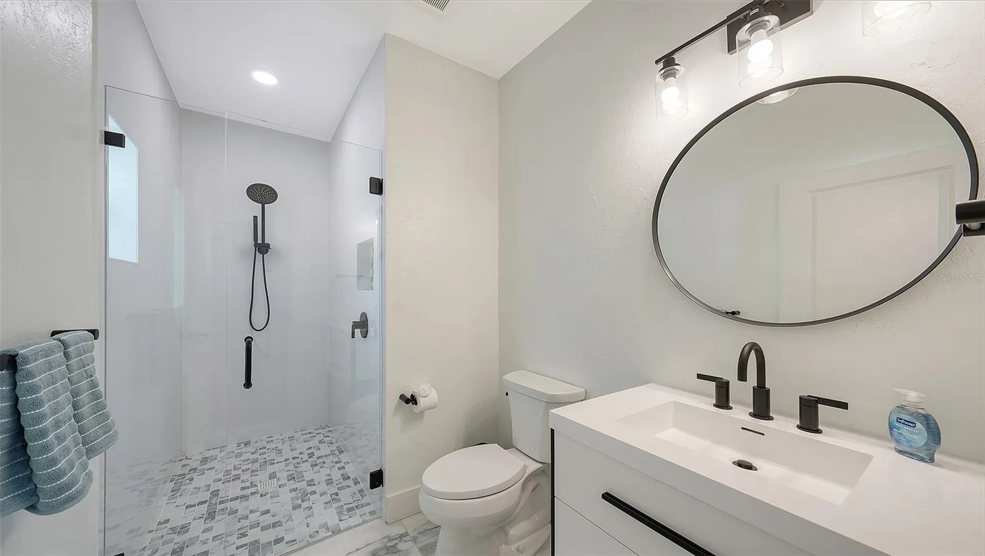 375 N Washington Drive Sarasota FL 34236
