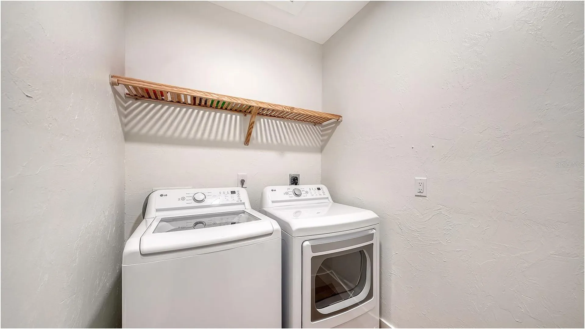 375 N Washington Drive Sarasota FL 34236