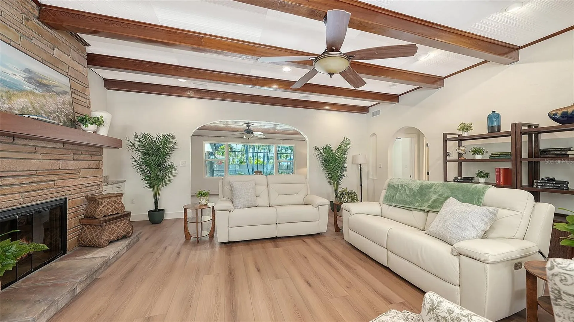 375 N Washington Drive Sarasota FL 34236