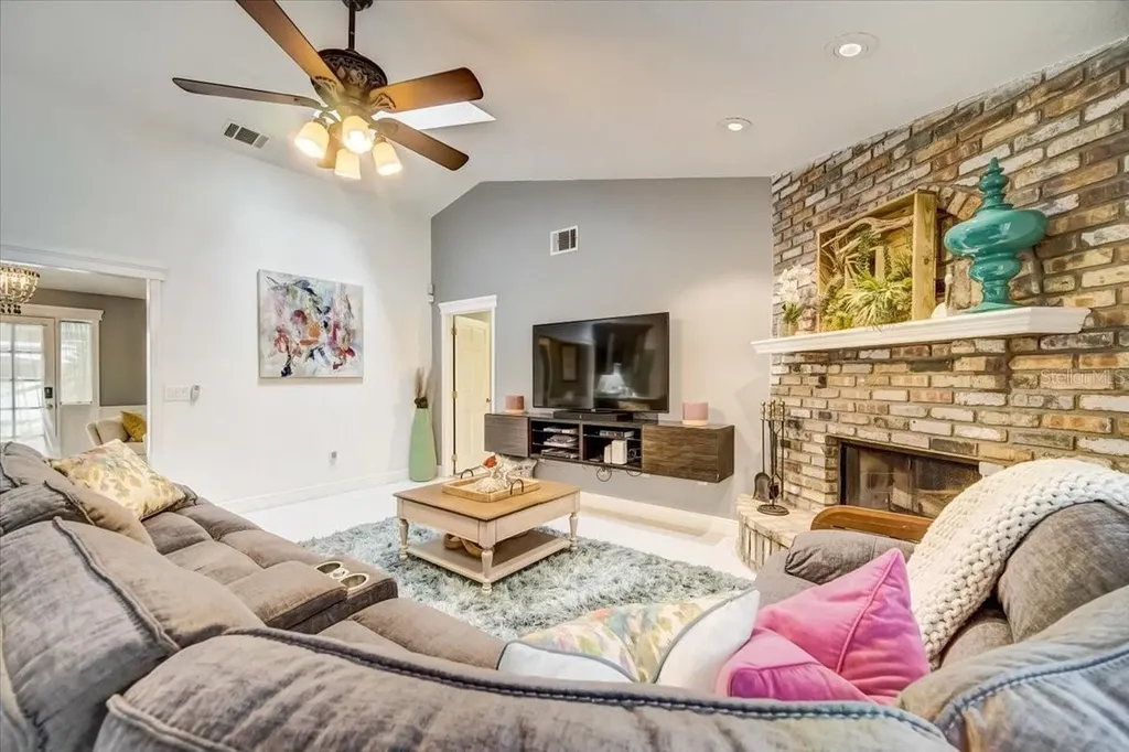 7233 Branchtree Drive Orlando FL 32835