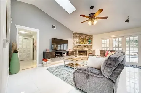 7233 Branchtree Drive Orlando FL 32835