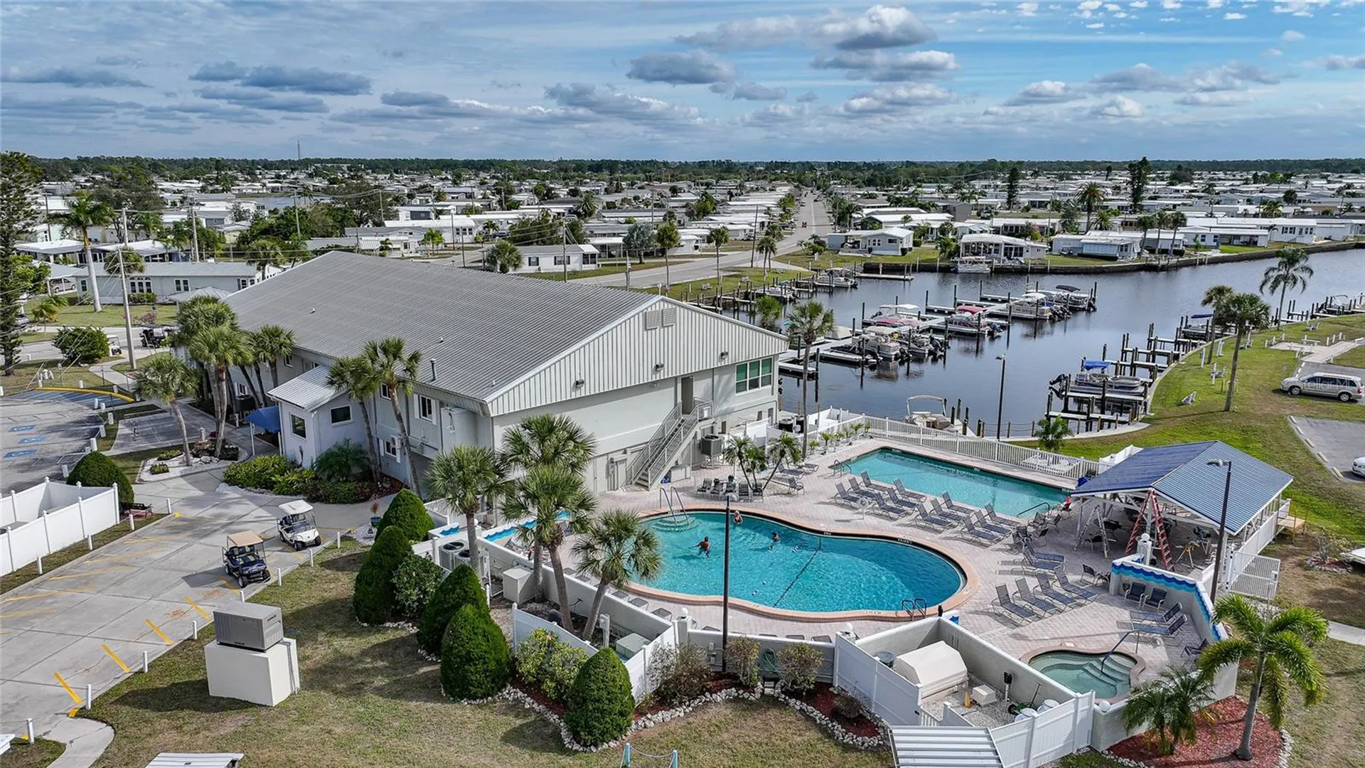 554 Parkwood Avenue North Port FL 34287
