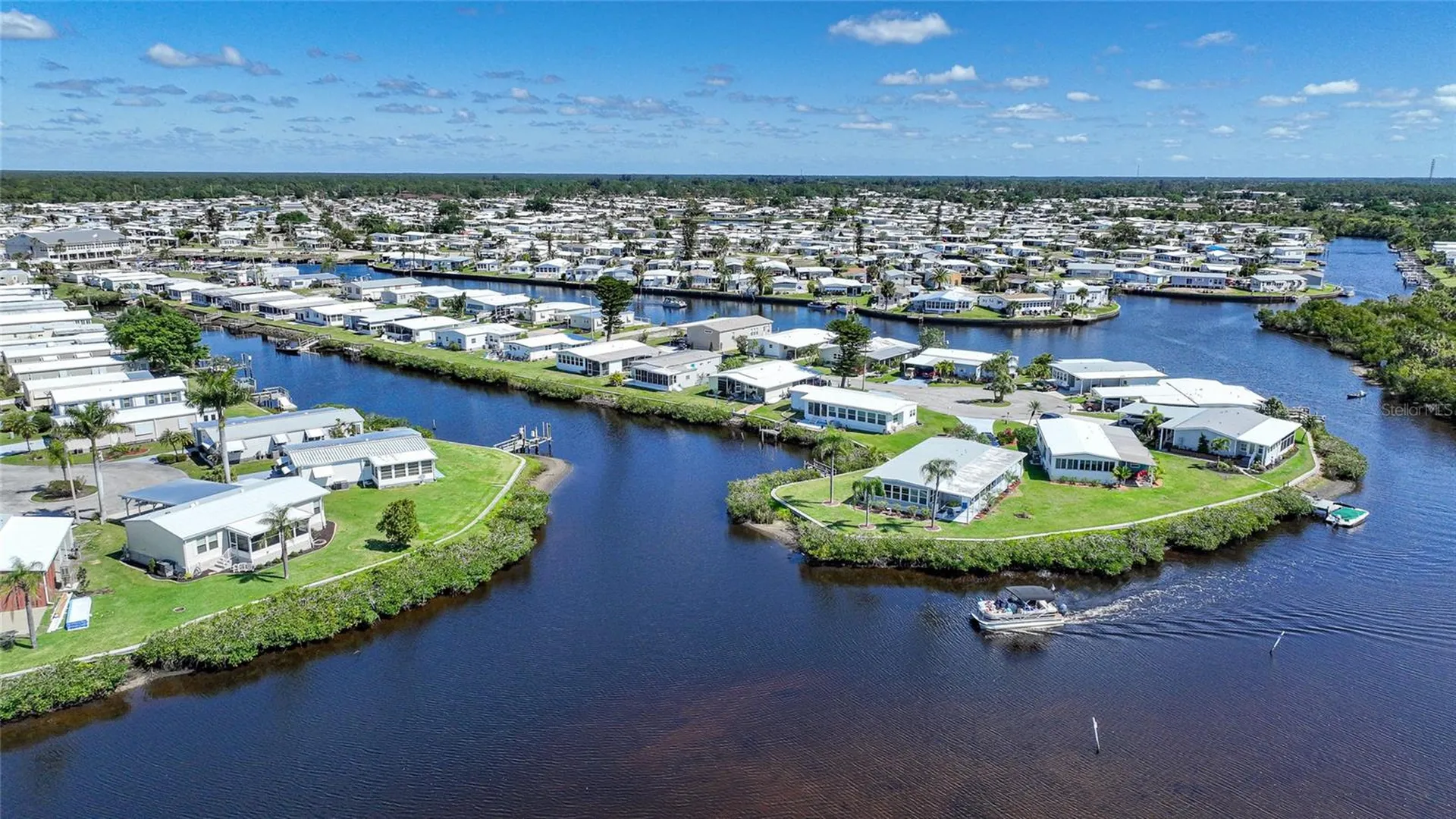 554 Parkwood Avenue North Port FL 34287