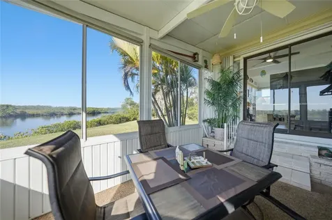 554 Parkwood Avenue North Port FL 34287