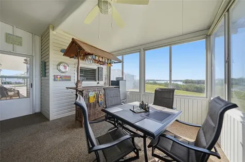 554 Parkwood Avenue North Port FL 34287