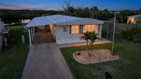 554 Parkwood Avenue North Port FL 34287