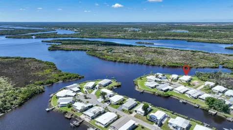 554 Parkwood Avenue North Port FL 34287