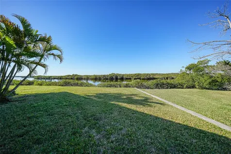 554 Parkwood Avenue North Port FL 34287