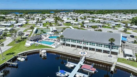 554 Parkwood Avenue North Port FL 34287