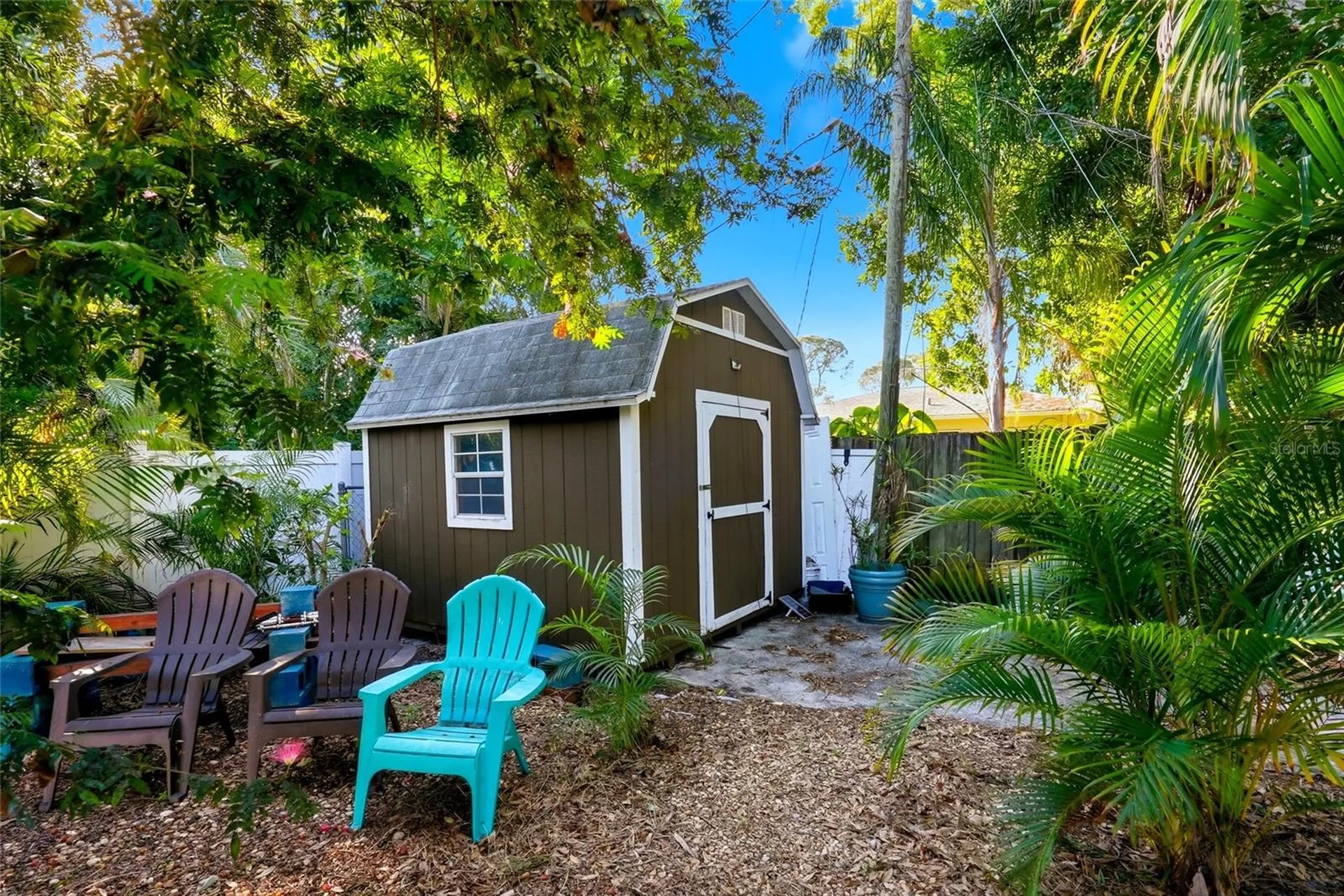 220 45th Avenue S St Petersburg FL 33705