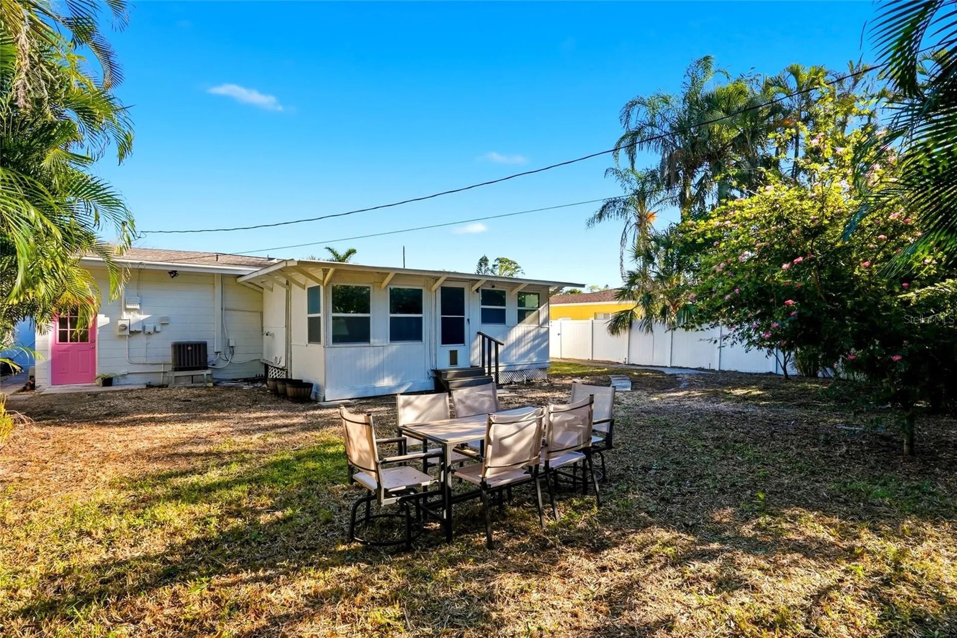 220 45th Avenue S St Petersburg FL 33705