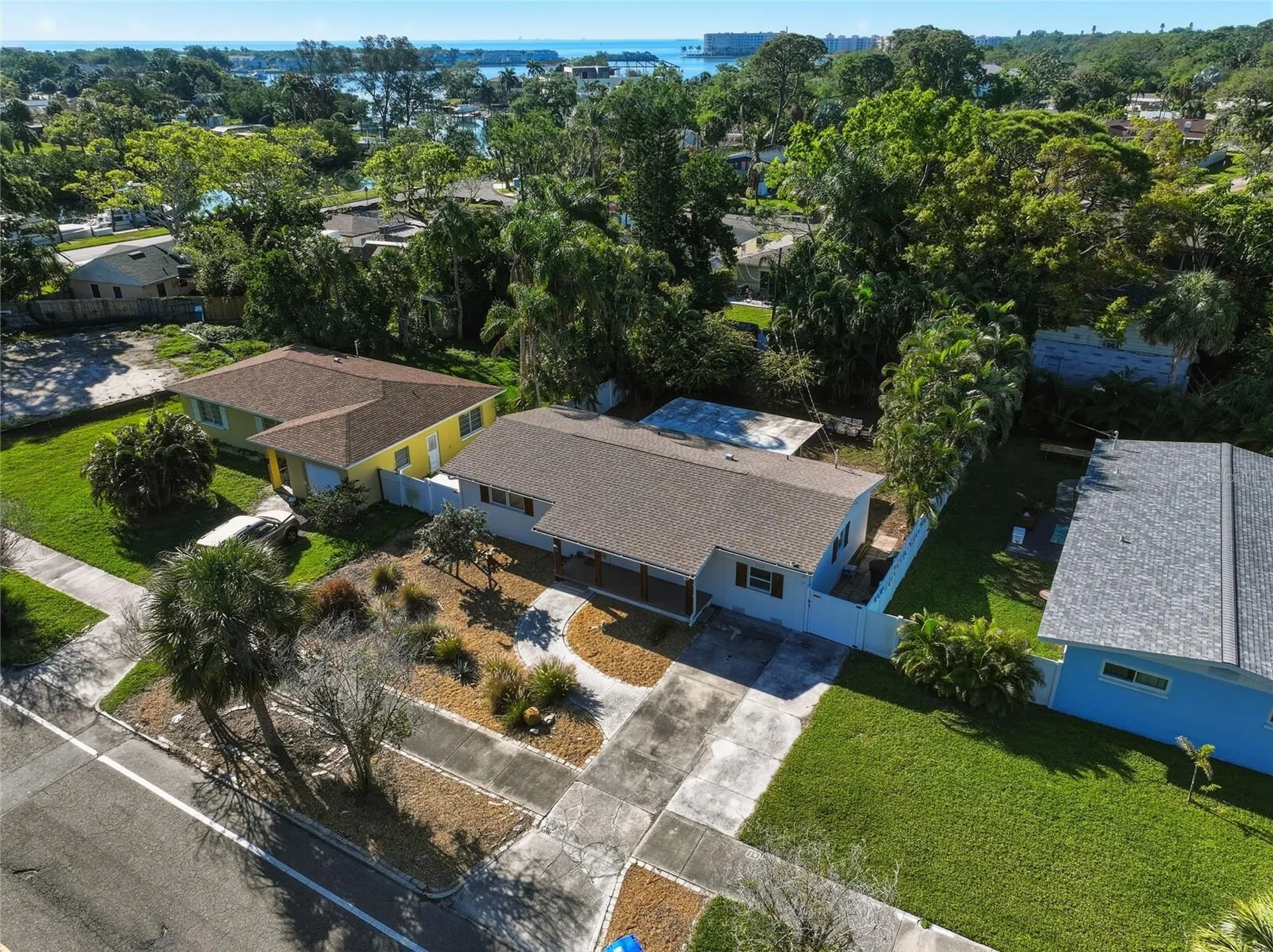220 45th Avenue S St Petersburg FL 33705