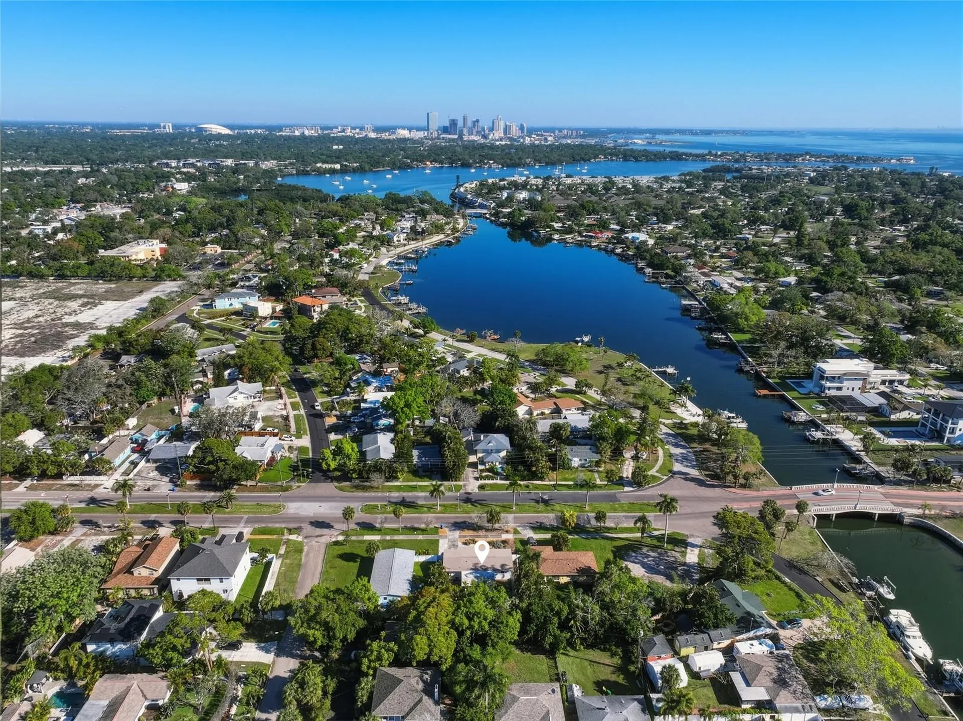 220 45th Avenue S St Petersburg FL 33705