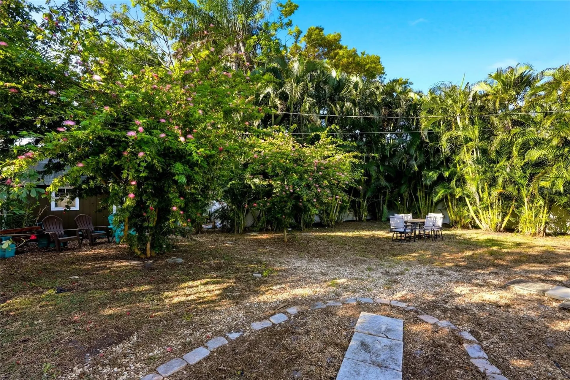 220 45th Avenue S St Petersburg FL 33705