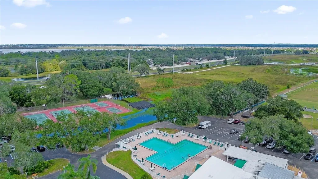 415 S Timber Trail Wildwood FL 34785