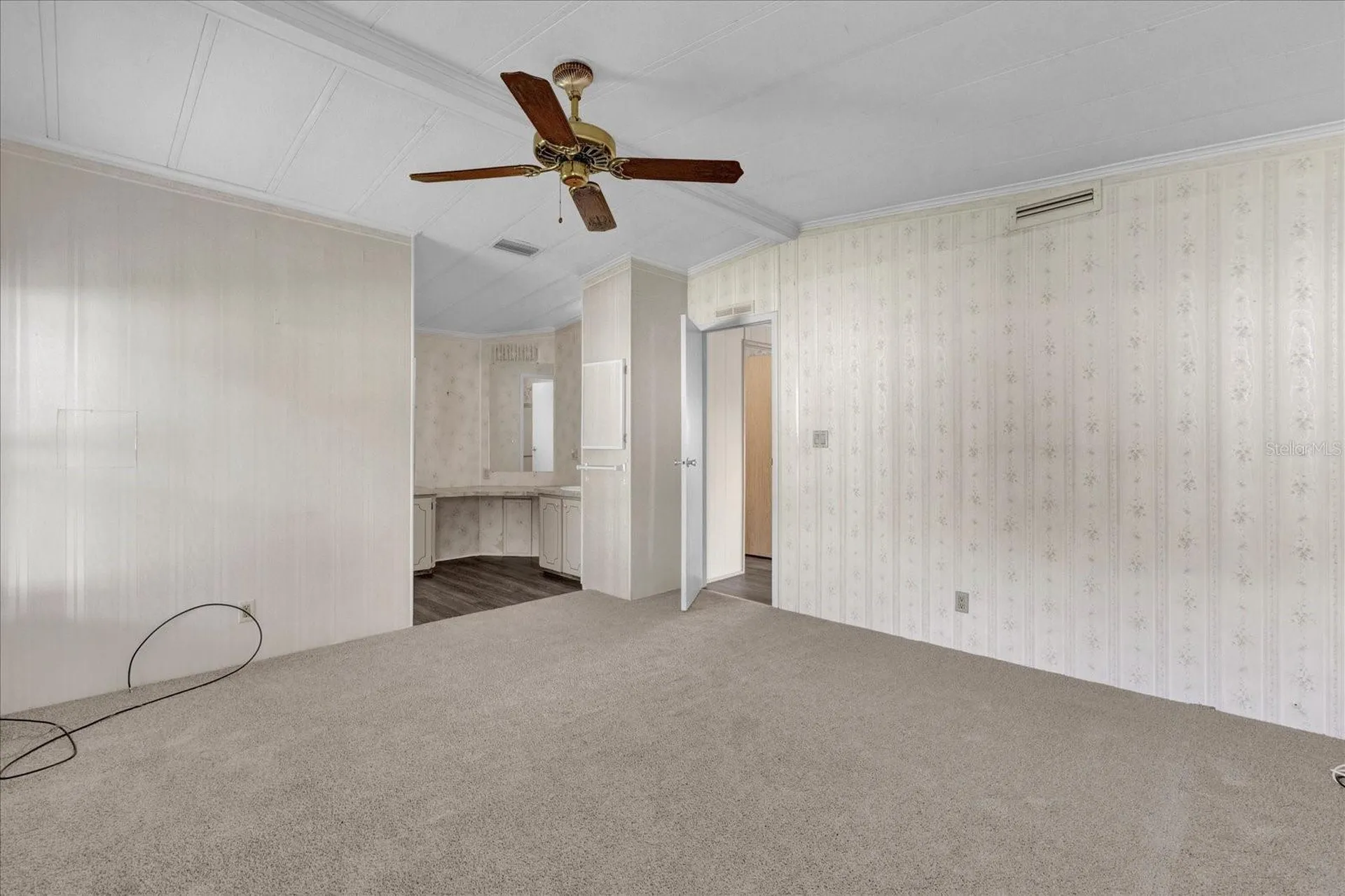 415 S Timber Trail Wildwood FL 34785