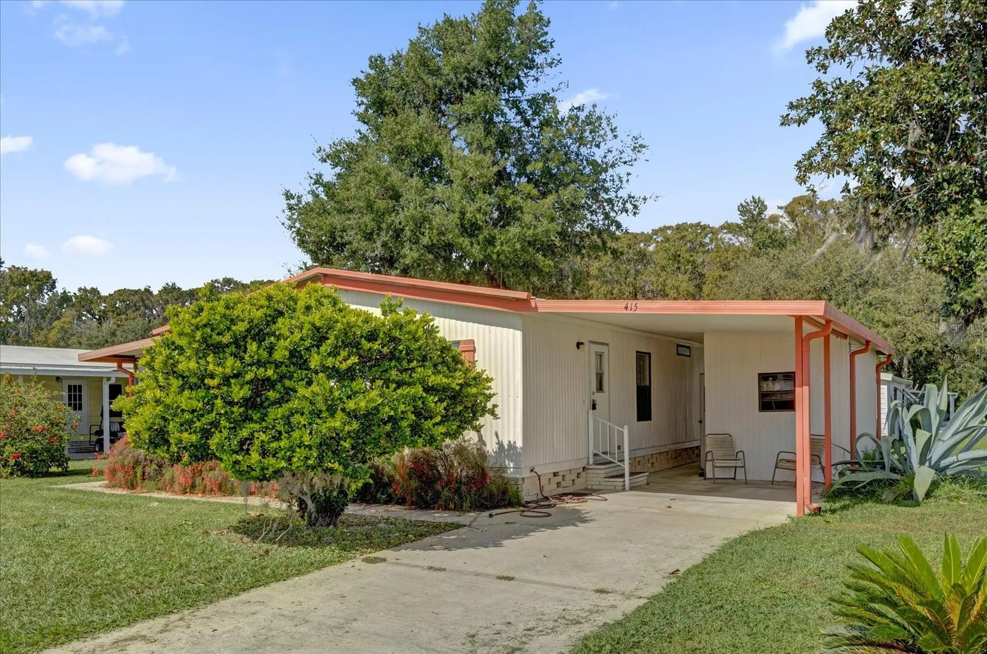 415 S Timber Trail Wildwood FL 34785
